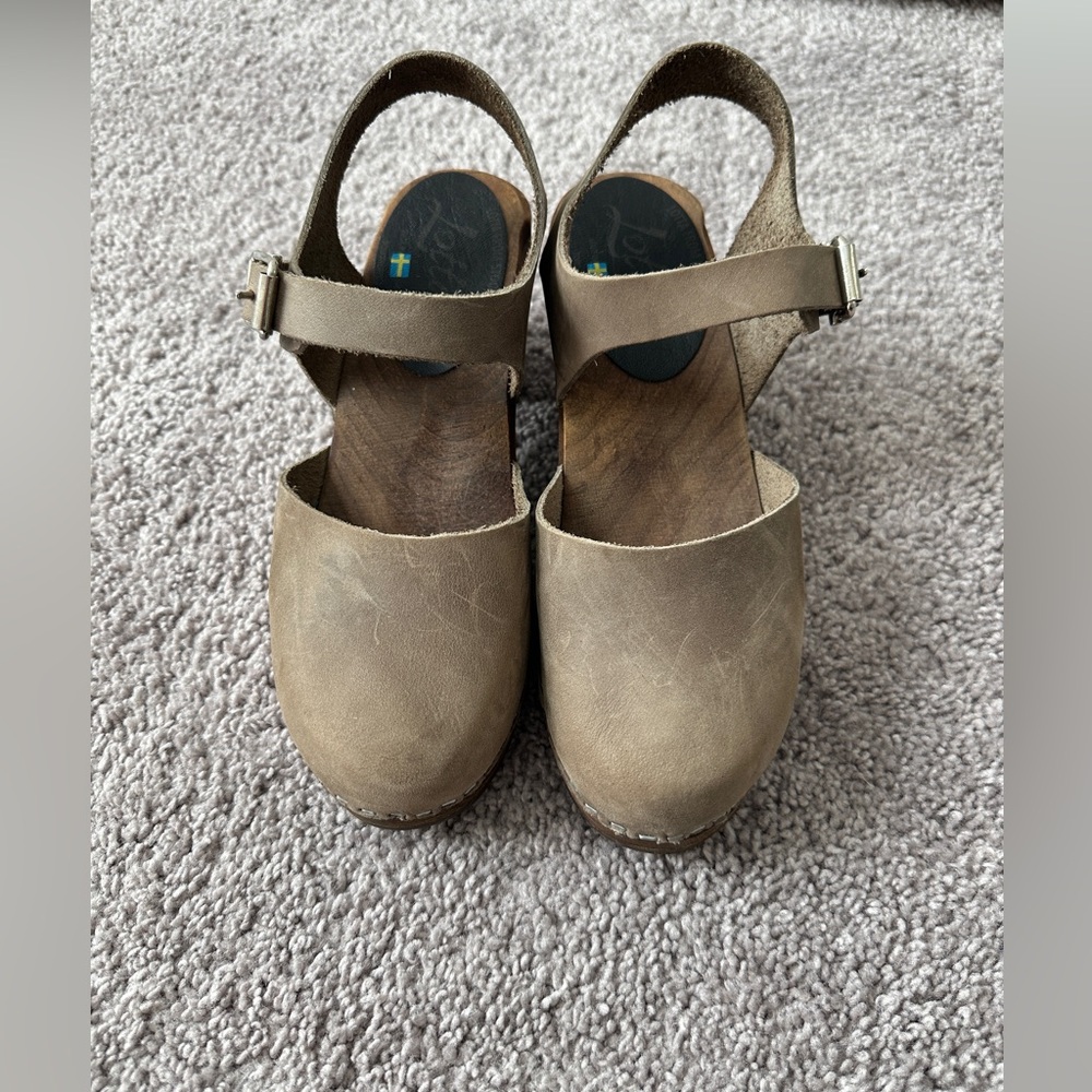 Swedish Clogs Highwood Taupe Clogs in brown base - Lotta from Stockholm